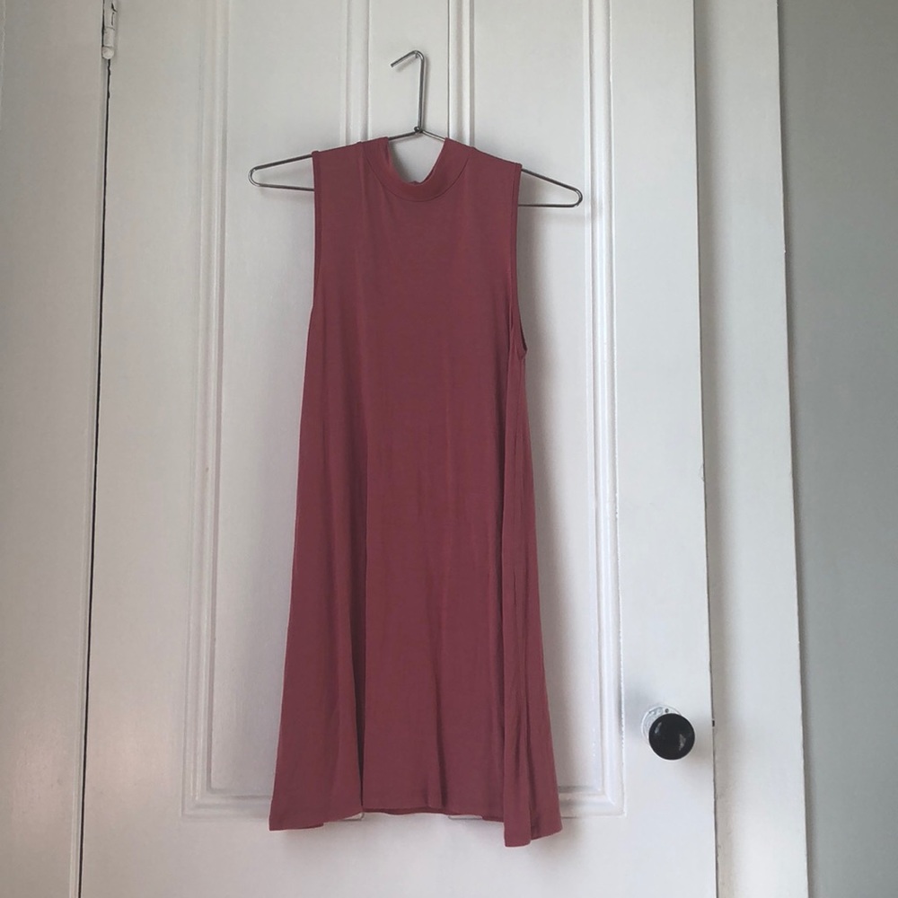 Rustic pink flowy dress!